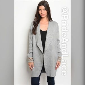 LAST 1️⃣ ❄️GrayCardigan w/Beige Details Sleeves